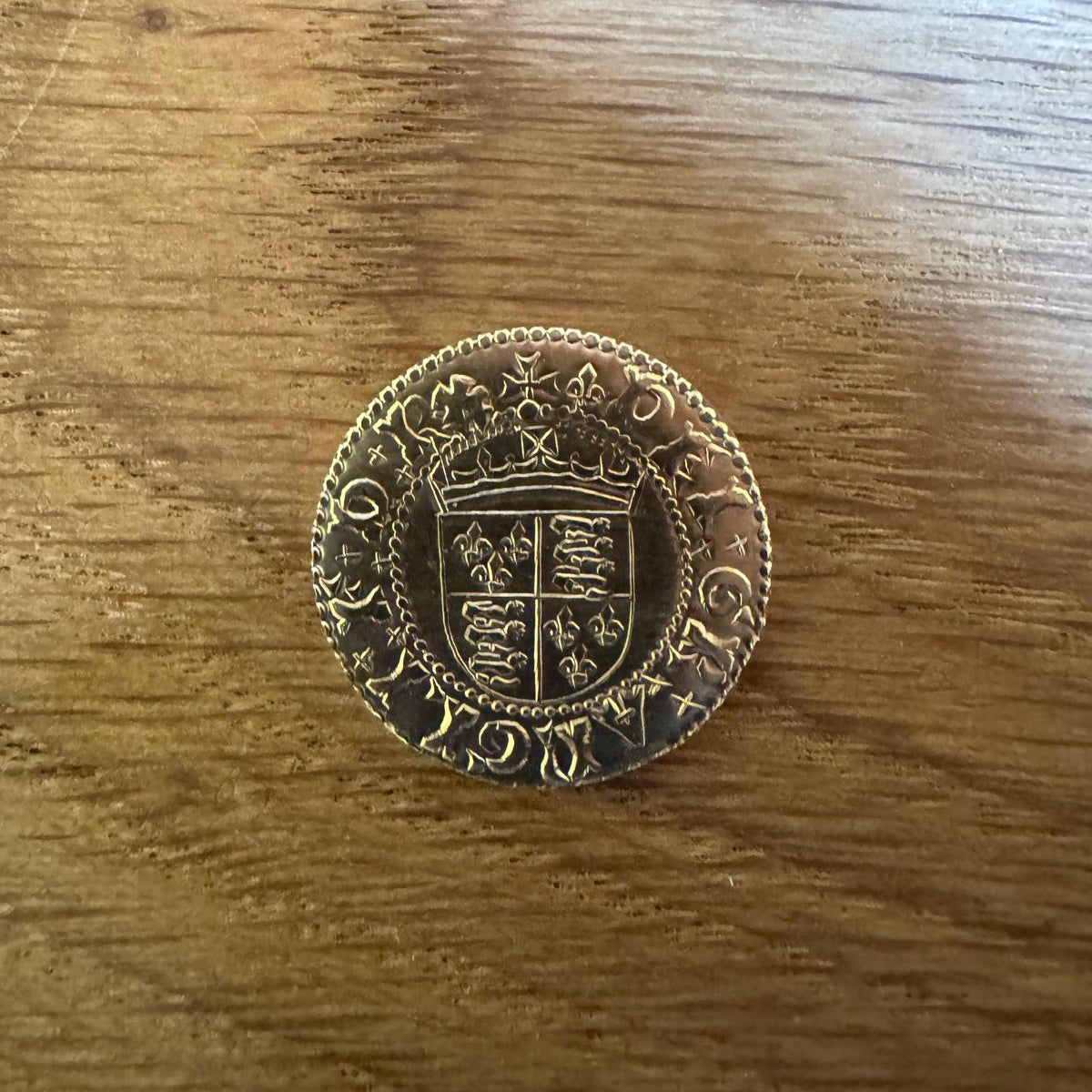 Henry VIII - Crown of the Double Rose